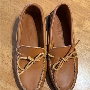 Minnetonka Men's Brown Leather Moccasins
